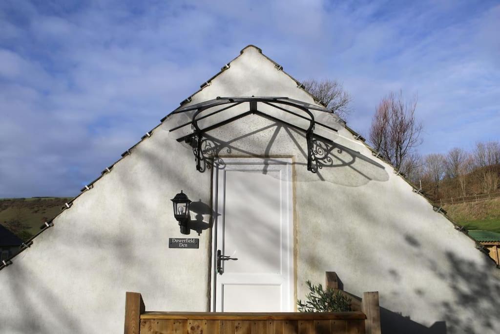 Apartamento The Den, A Secluded Annex With Hot-Tub & Heating Long Bredy Exterior foto